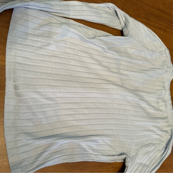 Abercrombie and Fitch Vneck Cardigan Baby Blue - Picture 5 of 7